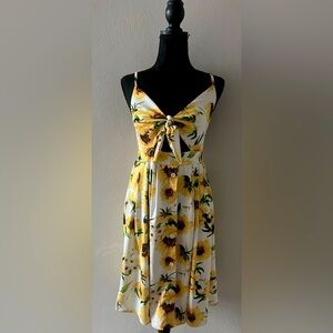 FANCYINN Womens Floral Prints Tie Front Button Down Spaghetti Strap Dress Small